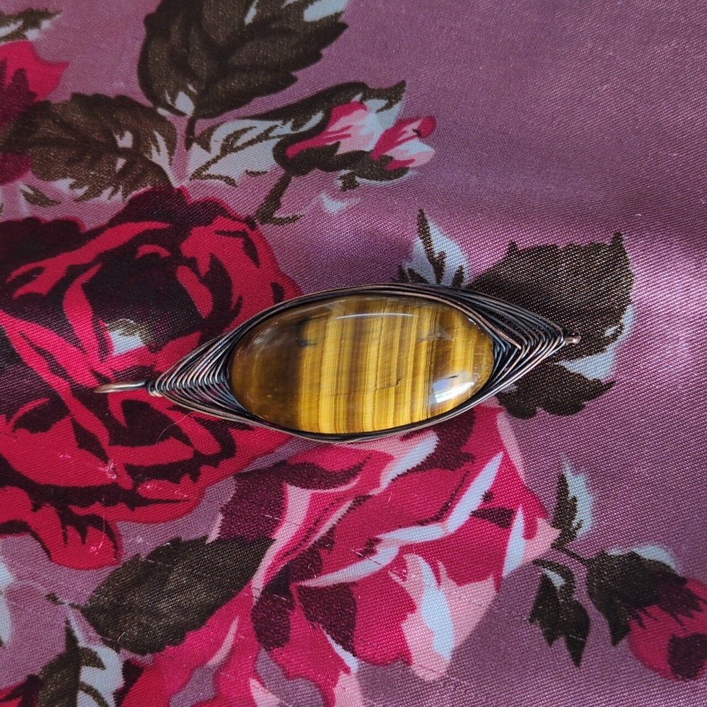 Elegant Silver and Gold Pendant